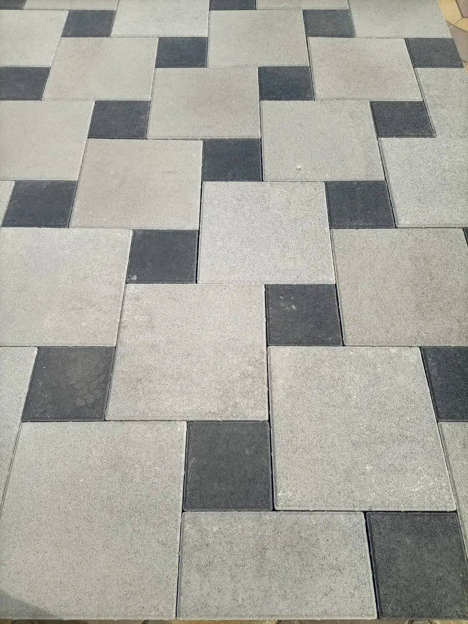 Patterned paving
