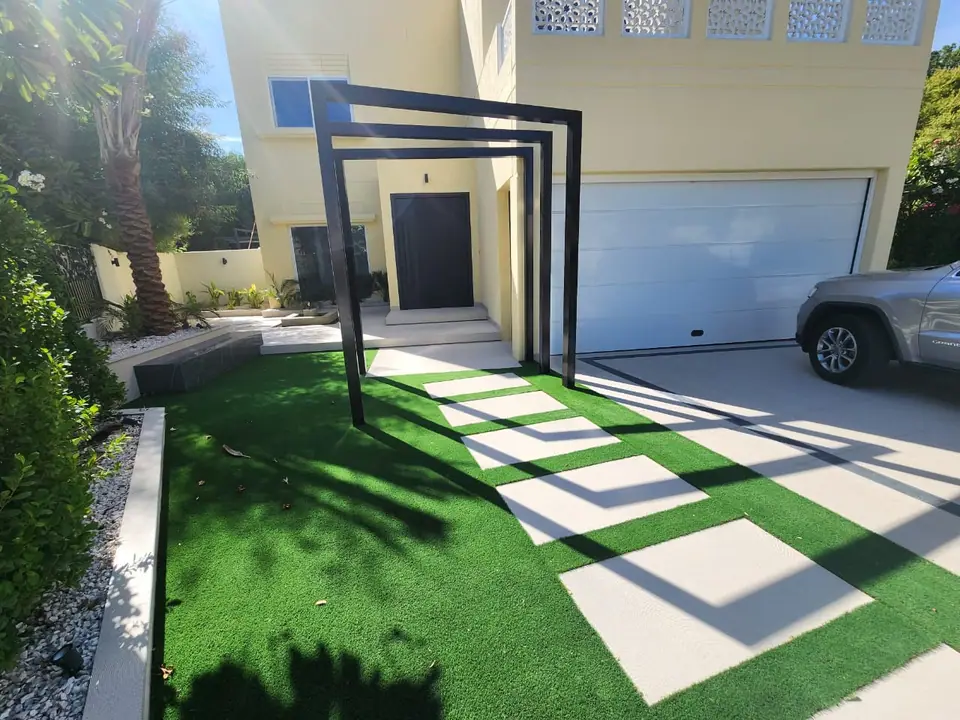 Steel pergola at the entrance